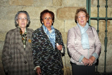 El 11 de octubre la Casa de Cultura de Olite acogió la propuesta 'La tierra de Alvargonzález', basada en el poema de Antonio Machado. Enrique Jiménez y Claudia Molina fueron los encargados de subir al escenario las estrofas de este poeta, para lo que contaron también con la colaboración de Maite Rey, Ascen Rada y Tarsicio Rey.