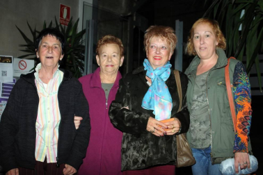 El 11 de octubre la Casa de Cultura de Olite acogió la propuesta 'La tierra de Alvargonzález', basada en el poema de Antonio Machado. Enrique Jiménez y Claudia Molina fueron los encargados de subir al escenario las estrofas de este poeta, para lo que contaron también con la colaboración de Maite Rey, Ascen Rada y Tarsicio Rey.