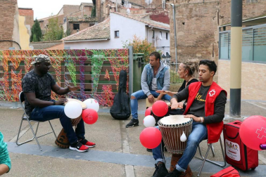 Animación, colorido y fiesta en la celebración del centro de la capital ribera, celebrado este sábado 20 de octubre.