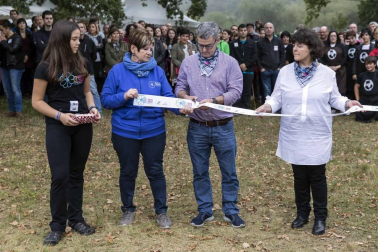 Miles de personas participan en el Nafarroa Oinez que se celebra este domingo en Alsasua