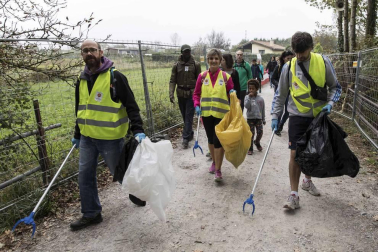 Miles de personas participan en el Nafarroa Oinez que se celebra este domingo en Alsasua