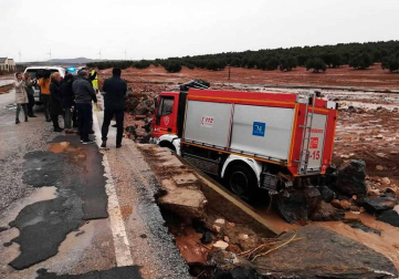Fotos de las fuertes lluvias que han causado numerosas incidencias durante este domingo en Málaga.