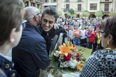 La localidad del deportista se volcó en la celebración del título de campeón de TCR Europe.