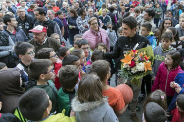 La localidad del deportista se volcó en la celebración del título de campeón de TCR Europe.