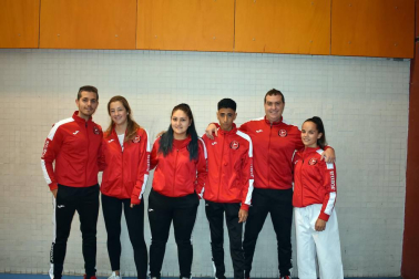 El sábado 20 de octubre, el Polideportivo Municipal de Villafranca acogió el Campeonato Navarro de Kata y Kumite Individual en categorías cadete y junior. En este torneo tomaron parte más de 50 karatecas pertenecientes a una docena de clubes navarros.