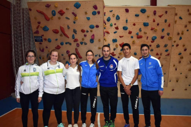 El sábado 20 de octubre, el Polideportivo Municipal de Villafranca acogió el Campeonato Navarro de Kata y Kumite Individual en categorías cadete y junior. En este torneo tomaron parte más de 50 karatecas pertenecientes a una docena de clubes navarros.