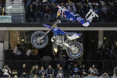 Cerca de 7.000 espectadores contemplaron el espectáculo X Gravity ayer en el Navarra Arena