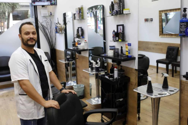 Negocios y comercios en la calle Mayor de Burlada.