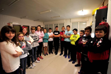 Alumnado del Colegio Público Urraca Reina de Artajona.