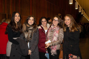 'El Cascanueces', un clásico de la danza, visitó el pasado fin de semana Baluarte. Una ocasión muy especial ya que, por un lado, suponía el estreno de la nueva coreografía que José Carlos Martínez ha preparado para la Compañía Nacional de Danza y, por otro, contó con el aliciente de poder disfrutar en directo de la Orquesta Sinfónica de Navarra, encargada de dar vida a la partitura de este espectáculo.