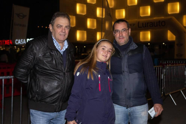 El sábado 27 de octubre el interior del pabellón Navarra Arena se convirtió, gracias a una estructura de más de 40 toneladas, en el lugar perfecto para disfrutar de la modalidad freestyle de motorismo. El espectáculo Mini Lurauto X Gravity hizo vibrar a los asistentes al evento que pudieron disfrutar, entre otros pilotos, de los saltos del campeón del mundo Tom Pagès.