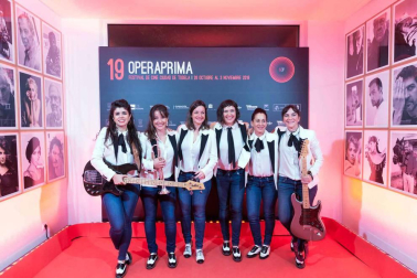 l jurado ha estado compuesto por los periodistas Carles Francino y Carlos Boyero, los intérpretes Silvia Alonso, Luis Tosar y Claudia Vega y los directores de cine Manuel Martín Cuenca y Marina Seresesky