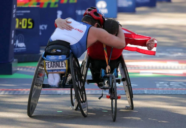 La atleta keniana Mary Keitany ganó este domingo por cuarta vez el maratón de Nueva York, donde había encadenado tres victorias seguidas entre 2014 y 2016, mientras que en hombres el etíope Lelisa Desisa se estrenó como campeón.