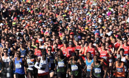 La atleta keniana Mary Keitany ganó este domingo por cuarta vez el maratón de Nueva York, donde había encadenado tres victorias seguidas entre 2014 y 2016, mientras que en hombres el etíope Lelisa Desisa se estrenó como campeón.