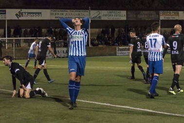 Los dos continúan en la parte baja de la clasificación tras el reparto de puntos en Merkatondoa