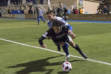 Los dos continúan en la parte baja de la clasificación tras el reparto de puntos en Merkatondoa