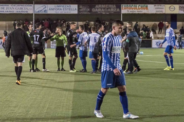 Los dos continúan en la parte baja de la clasificación tras el reparto de puntos en Merkatondoa