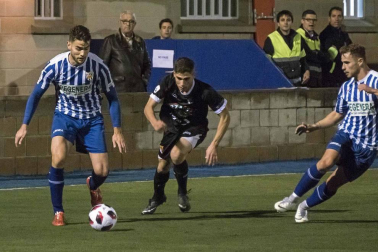 Los dos continúan en la parte baja de la clasificación tras el reparto de puntos en Merkatondoa