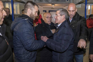 Los dos continúan en la parte baja de la clasificación tras el reparto de puntos en Merkatondoa