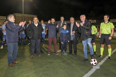 Los dos continúan en la parte baja de la clasificación tras el reparto de puntos en Merkatondoa