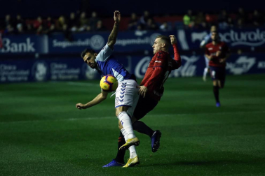 Imágenes del partido disputado en El Sadar entre Osasuna y Tenerife el 17 de noviembre de 2018.