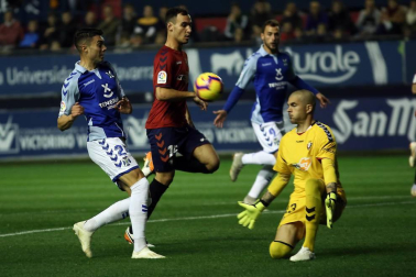 Imágenes del partido disputado en El Sadar entre Osasuna y Tenerife el 17 de noviembre de 2018.