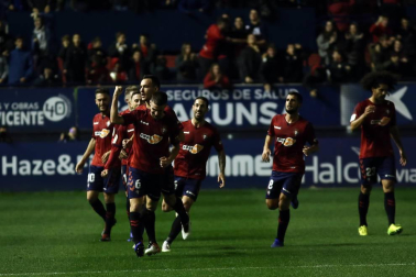 Imágenes del partido disputado en El Sadar entre Osasuna y Tenerife el 17 de noviembre de 2018.
