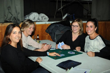 Los arguedanos celebraron el 16 y 17 de noviembre sus Fiestas de Invierno. Uno de los actos más exitosos fue el concurso de migas y postres, al que siguió una comida popular que se celebró en el Casino. Tras el evento gastronómico las cuadrillas disfrutaron con una sesión de música con DJ.