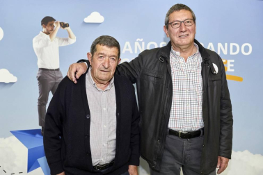 Bildu Lan, empresa ubicada en Torres de Elorz que está celebrando este año su 45 aniversario, organizó una jornada de puertas abiertas para familiares de los trabajadores. Photocall, juegos, visita a las instalaciones, aperitivo y sorteos fueron algunas de las actividades programadas a lo largo de esta jornada festiva.