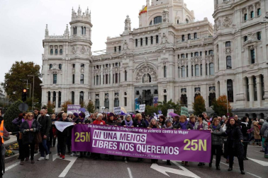 Ciudades de todo el mundo se han manifestado en el Día Internacional para la Eliminación de la Violencia contra las Mujeres
