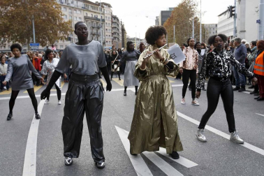 Ciudades de todo el mundo se han manifestado en el Día Internacional para la Eliminación de la Violencia contra las Mujeres