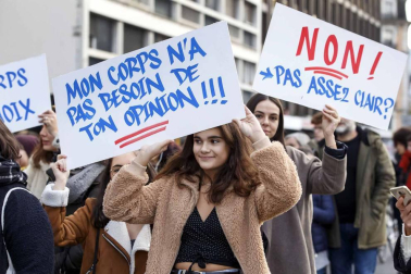 Ciudades de todo el mundo se han manifestado en el Día Internacional para la Eliminación de la Violencia contra las Mujeres