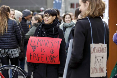 Ciudades de todo el mundo se han manifestado en el Día Internacional para la Eliminación de la Violencia contra las Mujeres