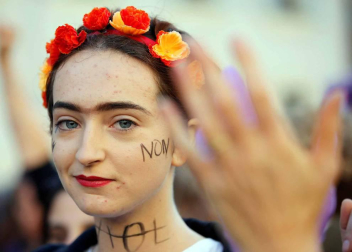 Ciudades de todo el mundo se han manifestado en el Día Internacional para la Eliminación de la Violencia contra las Mujeres