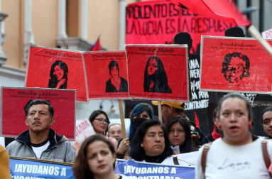 Ciudades de todo el mundo se han manifestado en el Día Internacional para la Eliminación de la Violencia contra las Mujeres