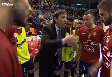 https://www.diariodenavarra.es/noticias/deportes/futbol-sala/2018/11/27/en-directo-sigue-narracion-minuto-minuto-del-osasuna-magna-aspil-vidal-623266-1023.html