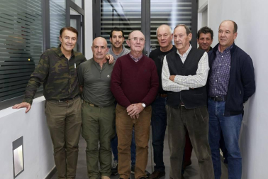 El Civivox de Iturrama acogió el viernes 23 de noviembre las jornadas anuales de Adecana (Asociación para la Defensa de la Caza de Navarra). Dos conferencias sobre la becada y las rehalas, una mesa redonda y la entrega del premio Caza y Naturaleza 2018, además de un sorteo final entre los asistentes, fue la programación organizada para esta edición número diecinueve del encuentro.