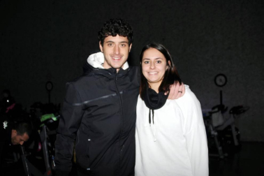El 24 de noviembre, el frontón de Escolapios de Tafalla acogió la primera edición de la  Maratón de Ciclo Indoor. 60 bicis a disposición de los aficionados a esta disciplina que, además de pasar un rato divertido con los monitores, contribuyeron con sus inscripciones a la labor solidaria de la Asociación de Esclerosis múltiple de Navarra (Ademna).