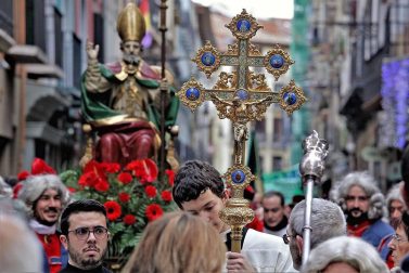 La festividad de San Saturnino ha arrancado con el desfile de Gigantes y Cabezudos