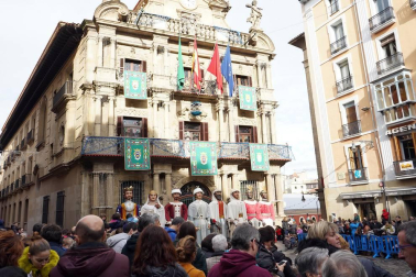 La festividad de San Saturnino ha arrancado con el desfile de Gigantes y Cabezudos