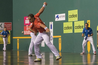 Imágenes del partido entre Olaizola-Albisu y Bengoetxea-Imaz del Parejas 2019