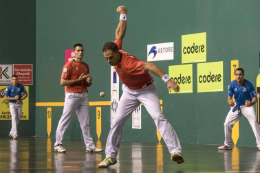 Imágenes del partido entre Olaizola-Albisu y Bengoetxea-Imaz del Parejas 2019