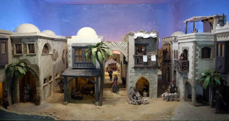 Imágenes de los belenes que forman la exposición de Navidad 2018 en Baluarte.