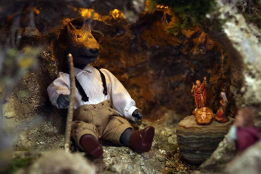 Imágenes de los belenes que forman la exposición de Navidad 2018 en Baluarte.