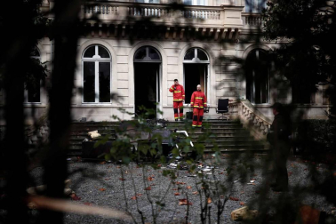 Los 'chalecos amarillos' continúan con los disturbios en la capital francesa