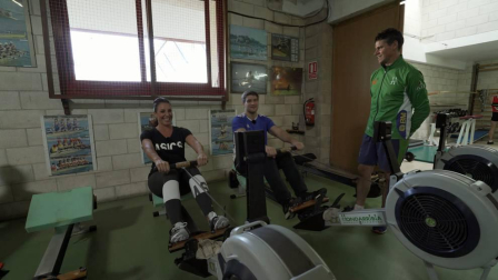 Fotos del episodio del programa de Teledeporte en el que Eli Pinedo viaja a la capital navarra y a Irún para entrevistarse con Nerea Pena y Julen Aginagalde.
