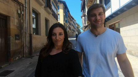 Fotos del episodio del programa de Teledeporte en el que Eli Pinedo viaja a la capital navarra y a Irún para entrevistarse con Nerea Pena y Julen Aginagalde.
