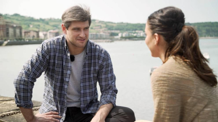 Fotos del episodio del programa de Teledeporte en el que Eli Pinedo viaja a la capital navarra y a Irún para entrevistarse con Nerea Pena y Julen Aginagalde.