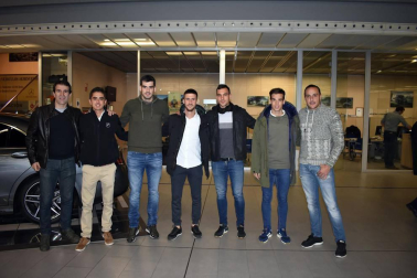 El pasado miércoles 28 de noviembre Radio Marca Navarra organizó, en el concesionario Mercedes Gazpi, la Noche de las Estrellas del Deporte Navarro en la que se hizo entrega de los galardones a los deportistas e instituciones deportivas más destacados por sus valores en el año 2018.