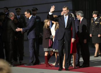 Los Reyes, las infantas, don Juan Carlos y doña Sofía, en el 40 Aniversario de la Constitución en el Congreso de los Diputados.